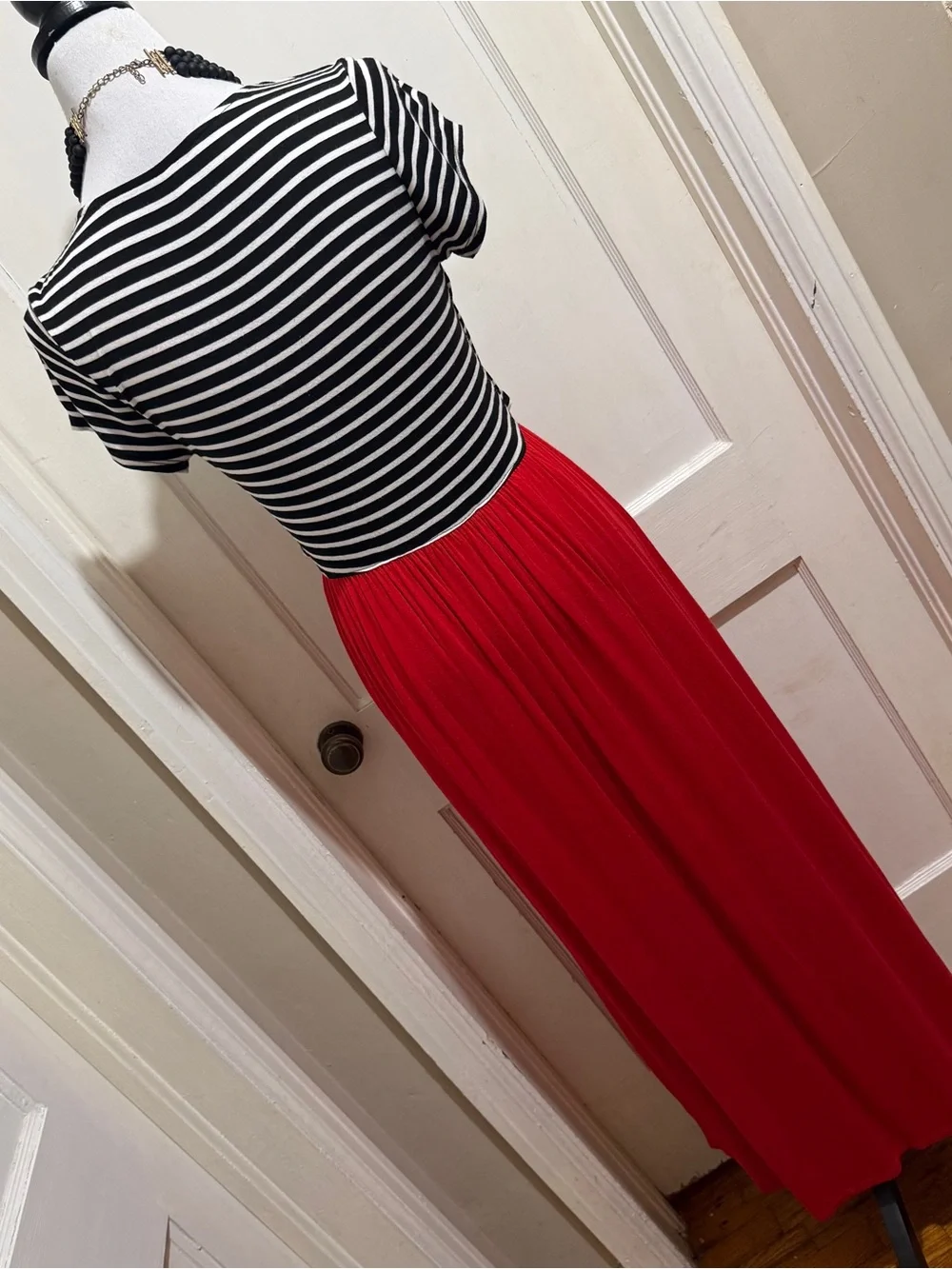 Espresso Women's XL Red Pleated Maxi Dress